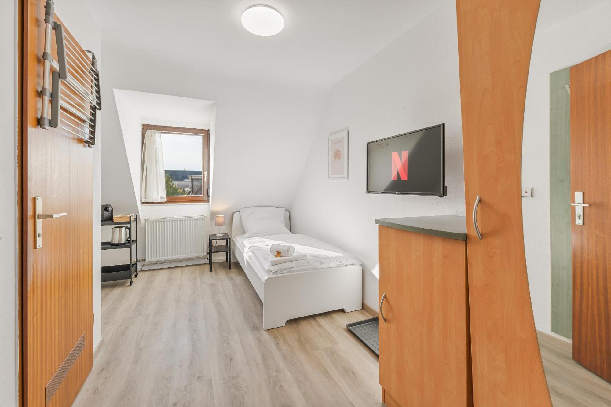 Home2Stay Apartmenthaus Heilbronn City Kitchen Parking Highspeed Wifi Washroom Exterior foto