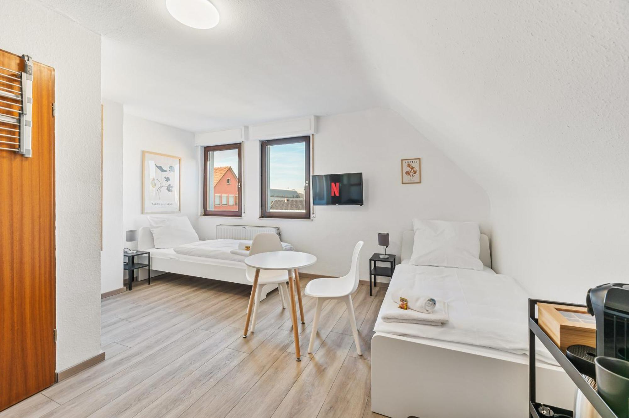 Home2Stay Apartmenthaus Heilbronn City Kitchen Parking Highspeed Wifi Washroom Exterior foto